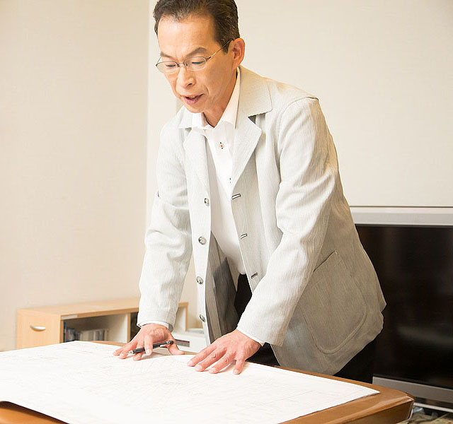 金型デザイナー鷹野はじめ